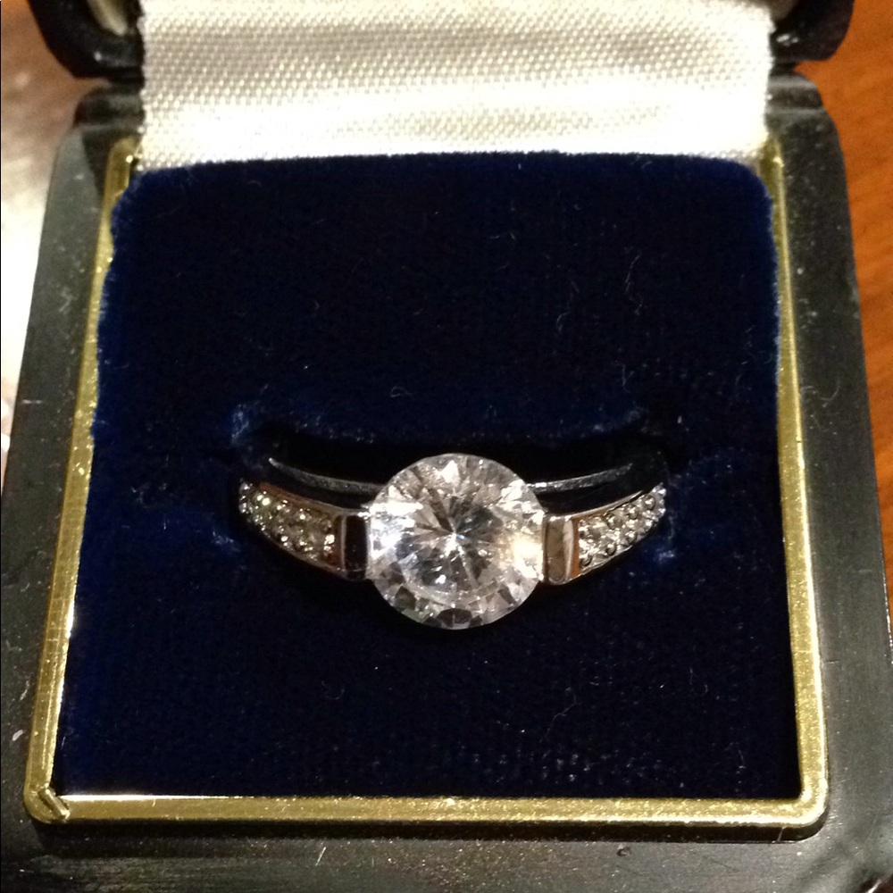 Costume Ring